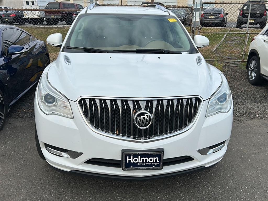 2017 Buick Enclave Leather photo 2