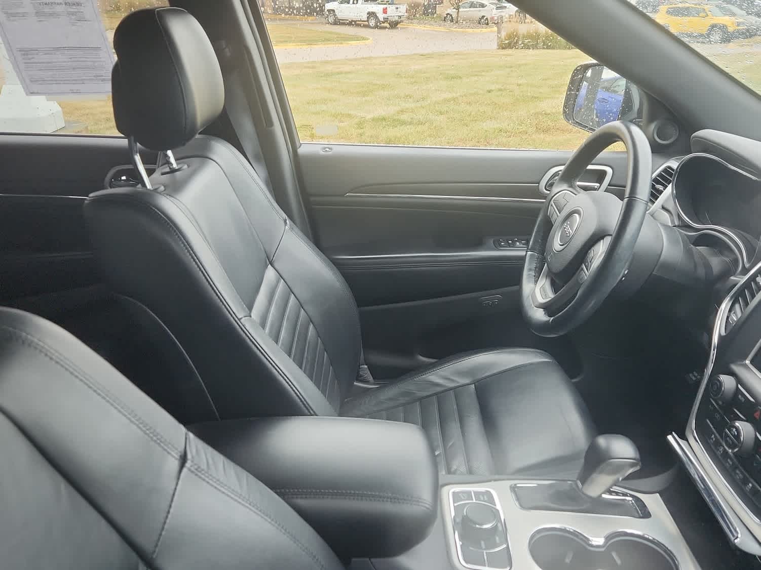 2018 Jeep Grand Cherokee Sterling Edition photo 4