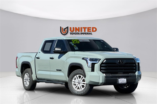 2025 Toyota Tundra SR5's photo