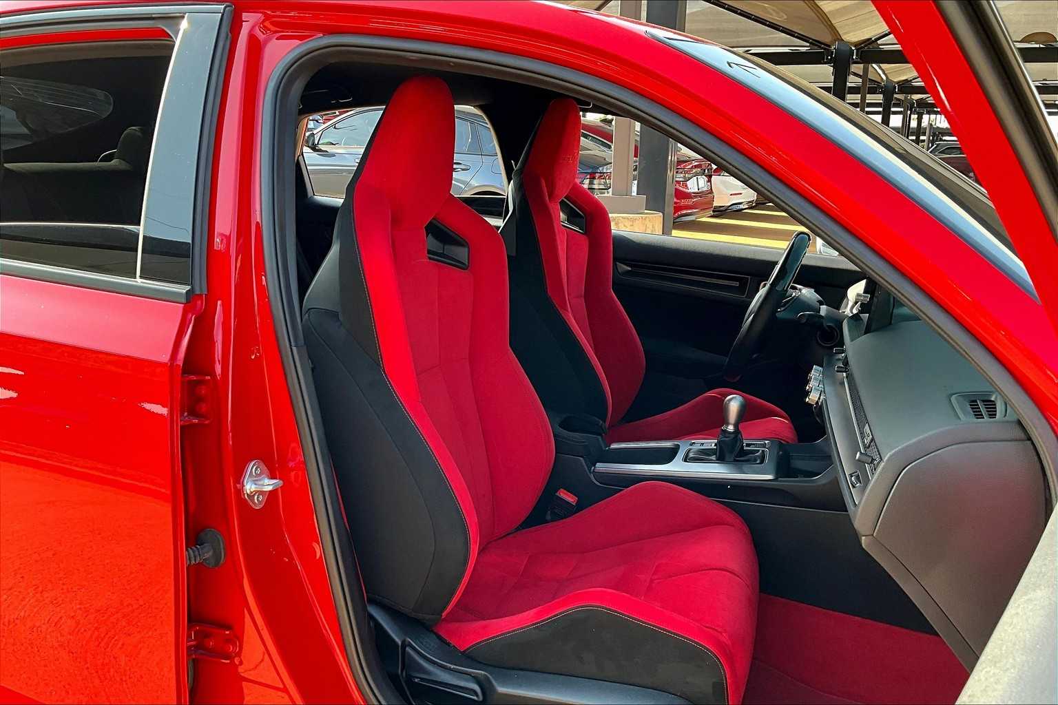 2023 Honda Civic Type R photo 8