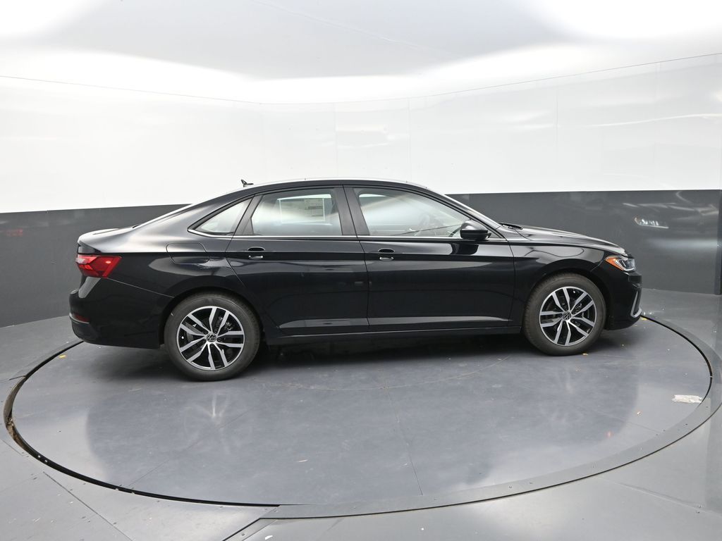 2025 Volkswagen Jetta 1.5T SE photo 8
