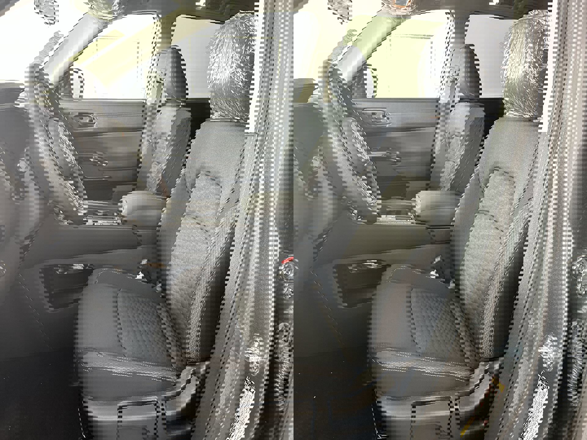 2025 Nissan Pathfinder S photo 10