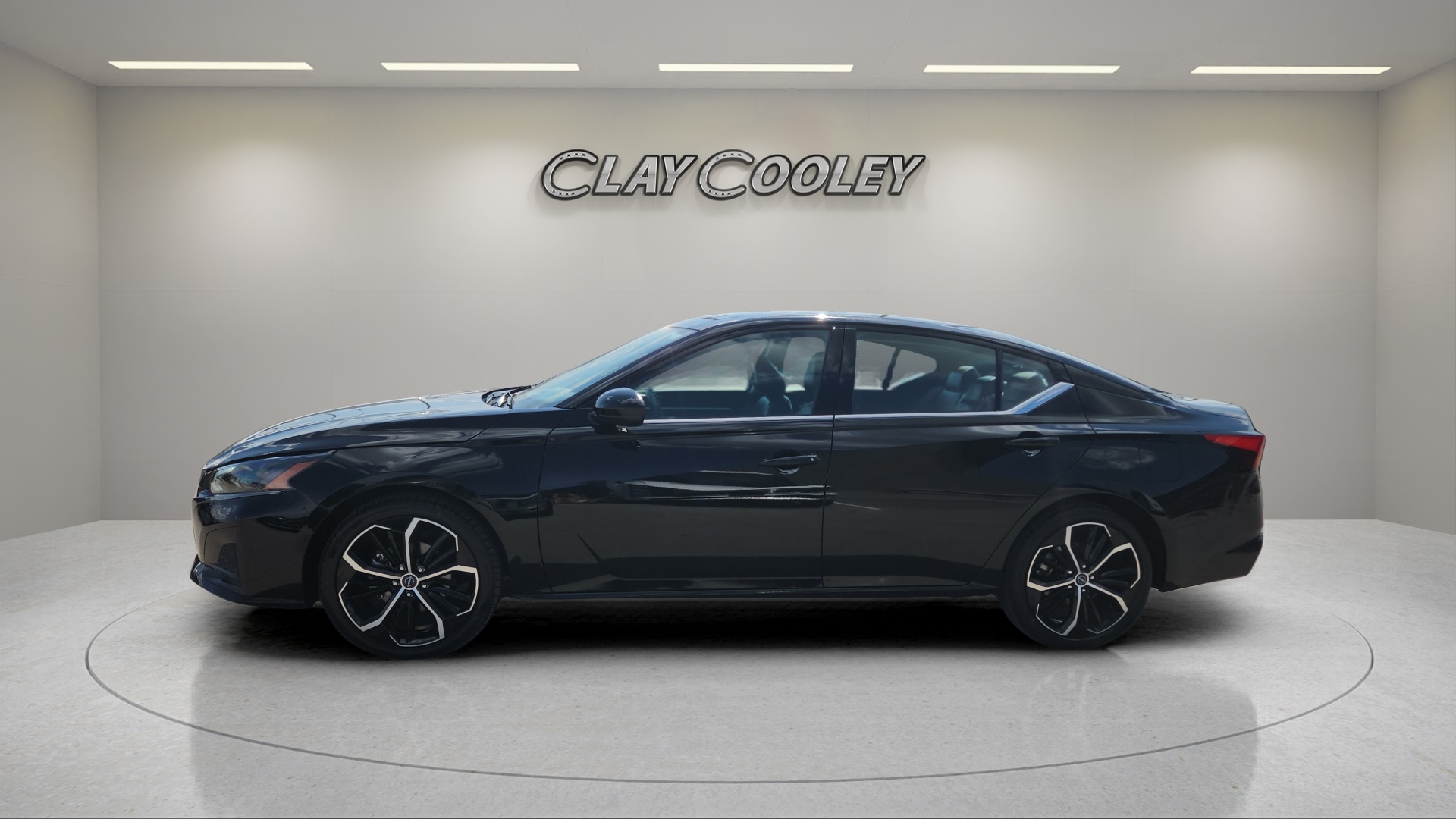 2024 Nissan Altima 2.5 SR photo 6