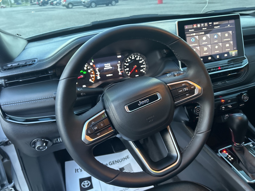 2025 Jeep Compass Latitude photo 11