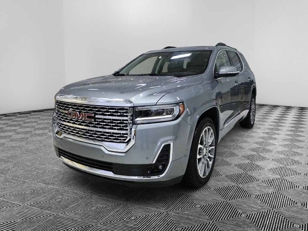 2023 GMC Acadia Denali's photo