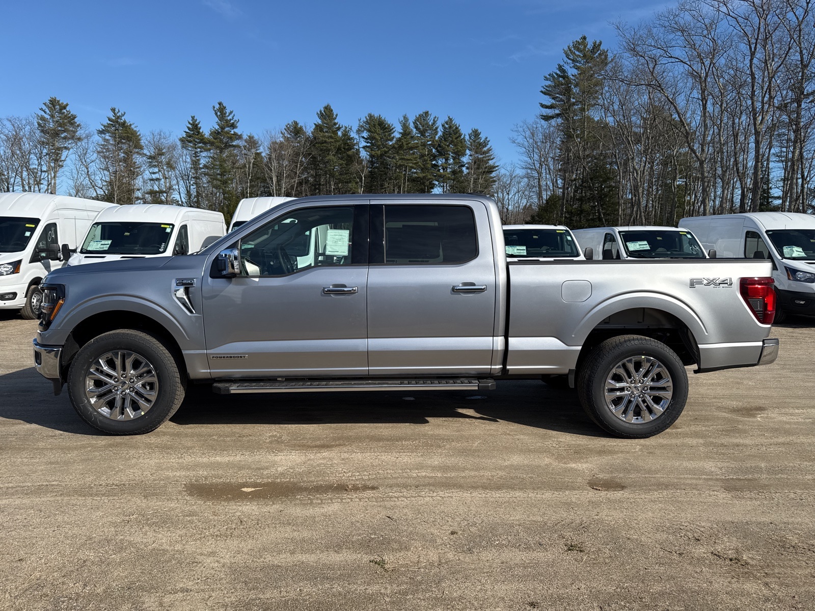 2025 Ford F-150 XLT photo 4