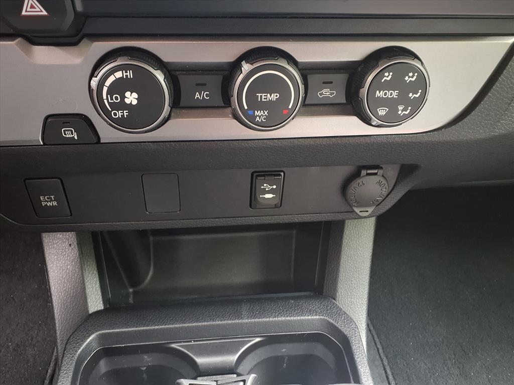 2019 Toyota Tacoma SR photo 18