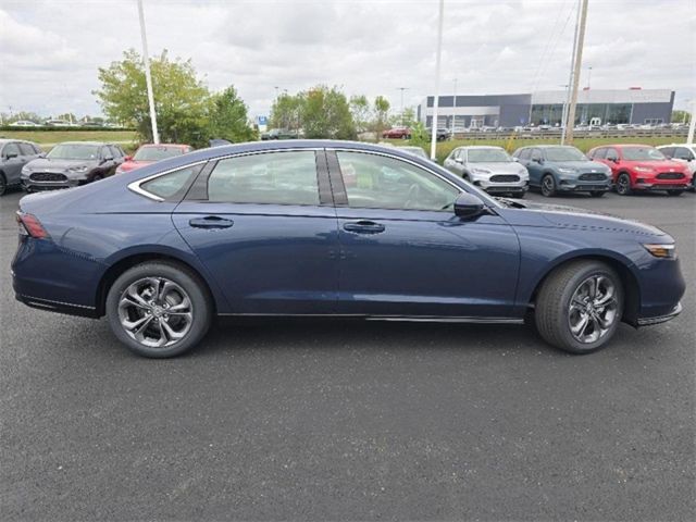 2025 Honda Accord Hybrid EX-L photo 9