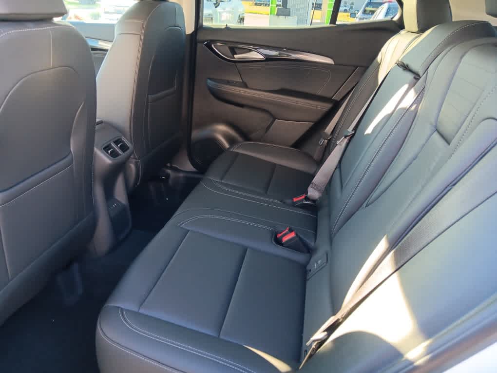 2025 Buick Envision Preferred photo 7