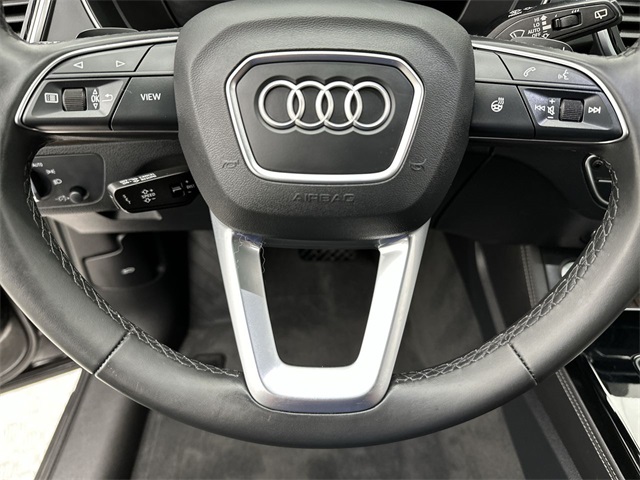 2023 Audi Q5 45 S line Premium Plus photo 6