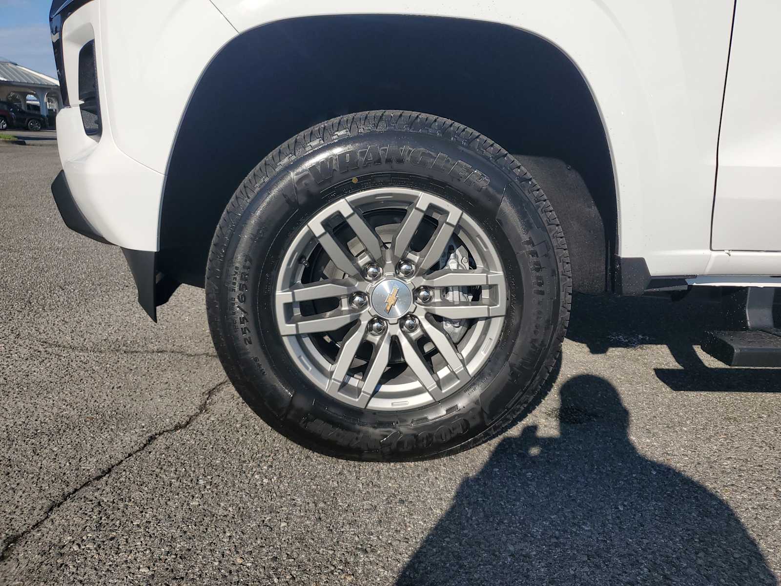 2026 Chevrolet Colorado LT photo 32