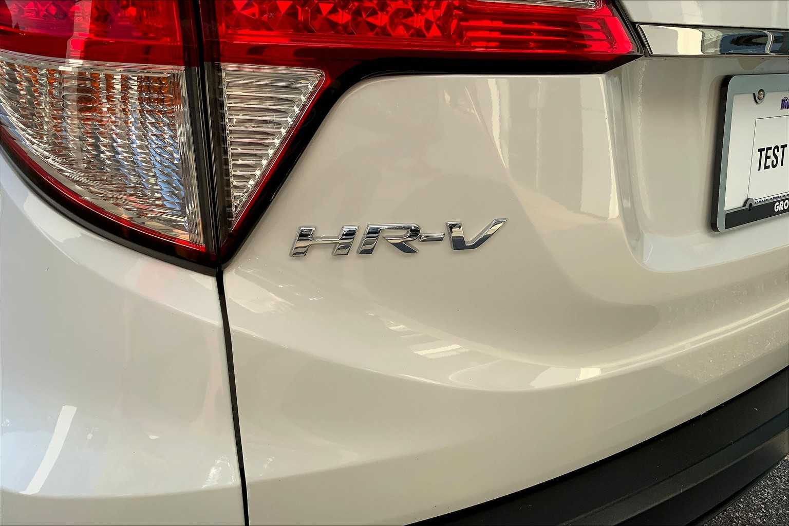 2022 Honda HR-V LX photo 28