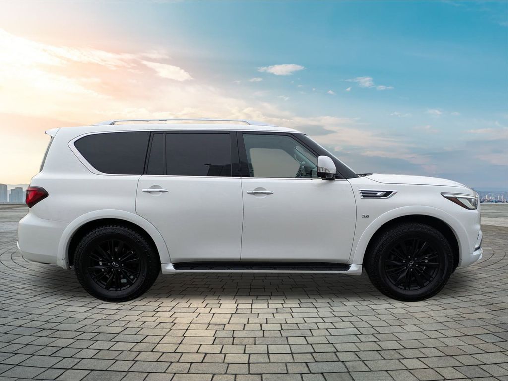 2018 Infiniti QX80 Base photo 4