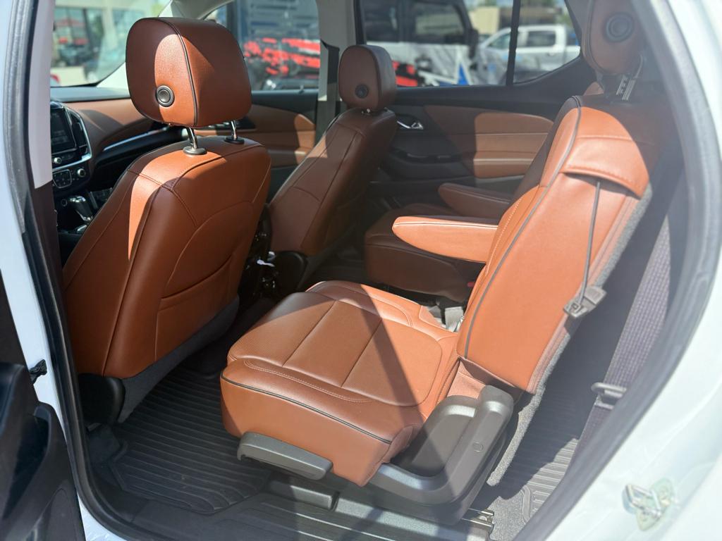 2018 Chevrolet Traverse High Country photo 3