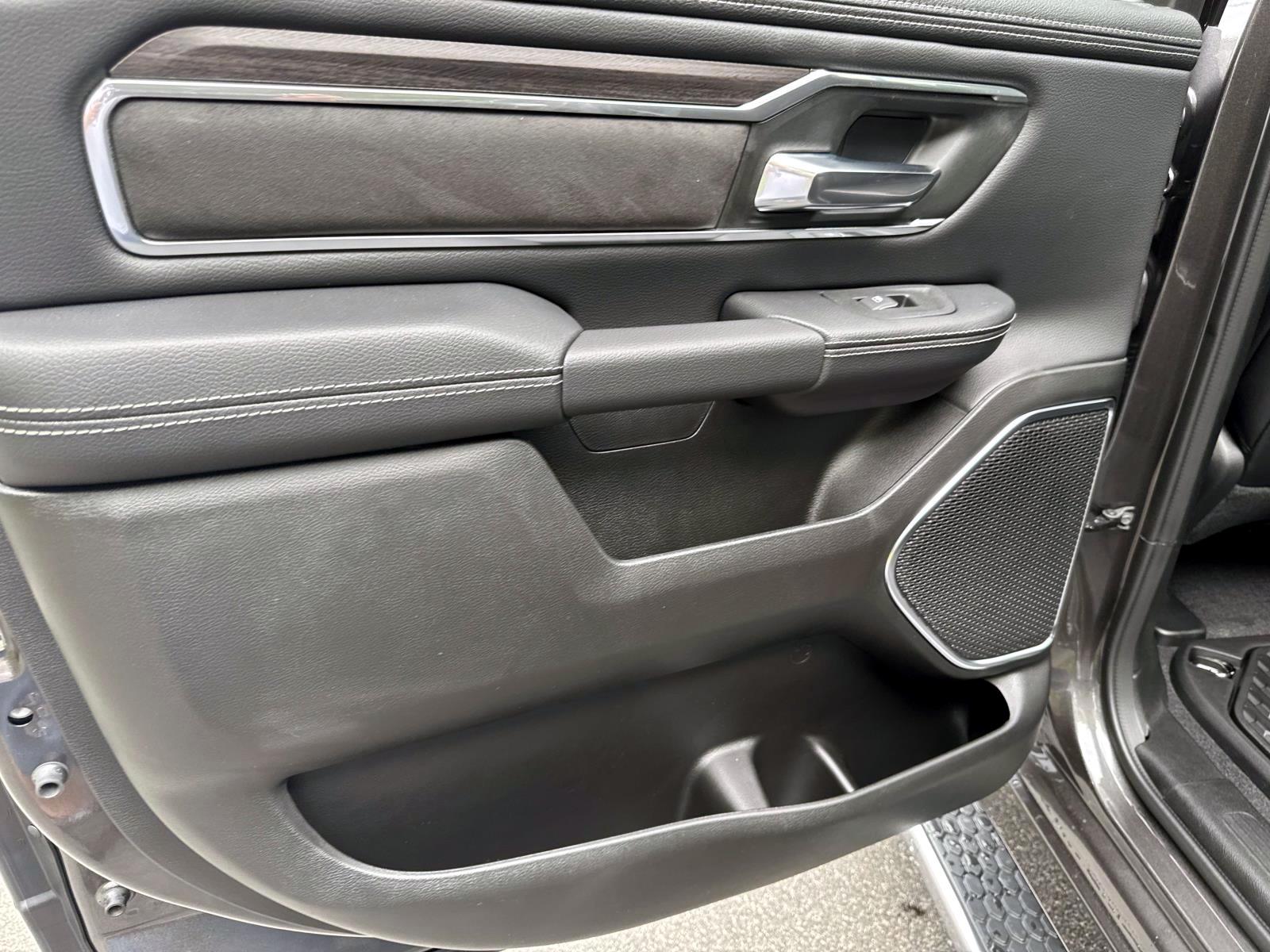 2025 Ram 1500 Laramie photo 11