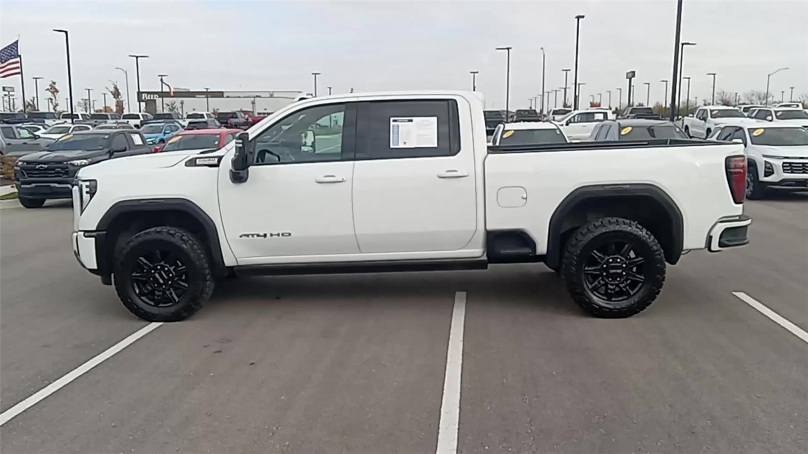 2024 Gmc Sierra 3500 HD AT4 photo 4