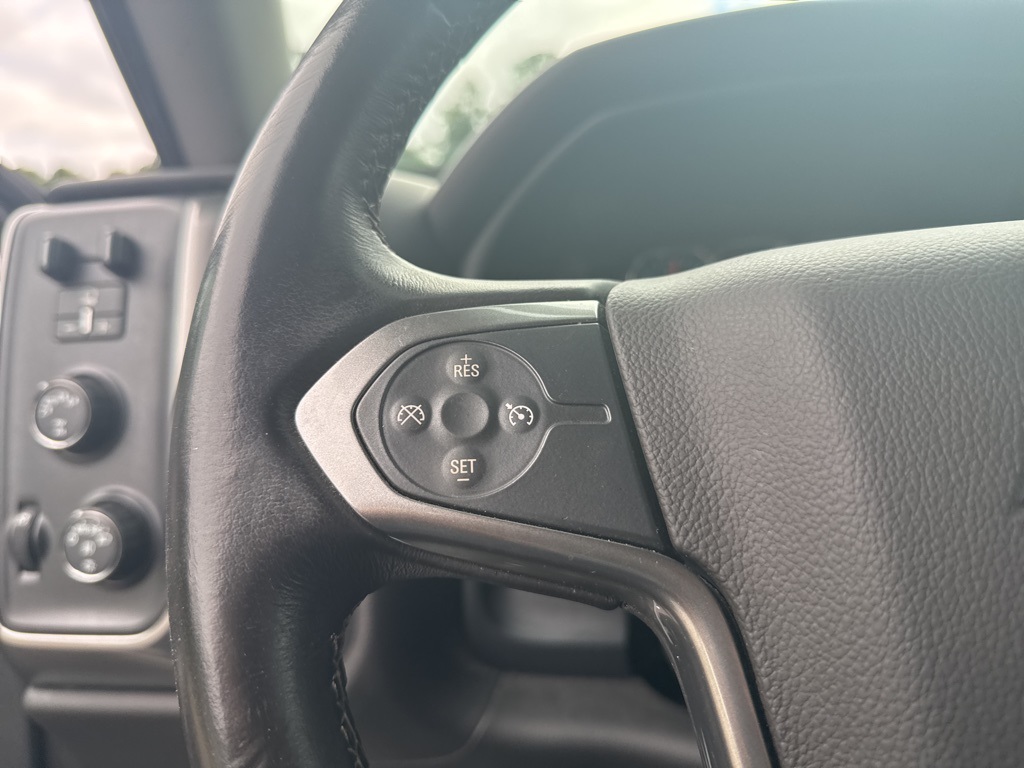 2017 Chevrolet Silverado 1500 LT photo 9