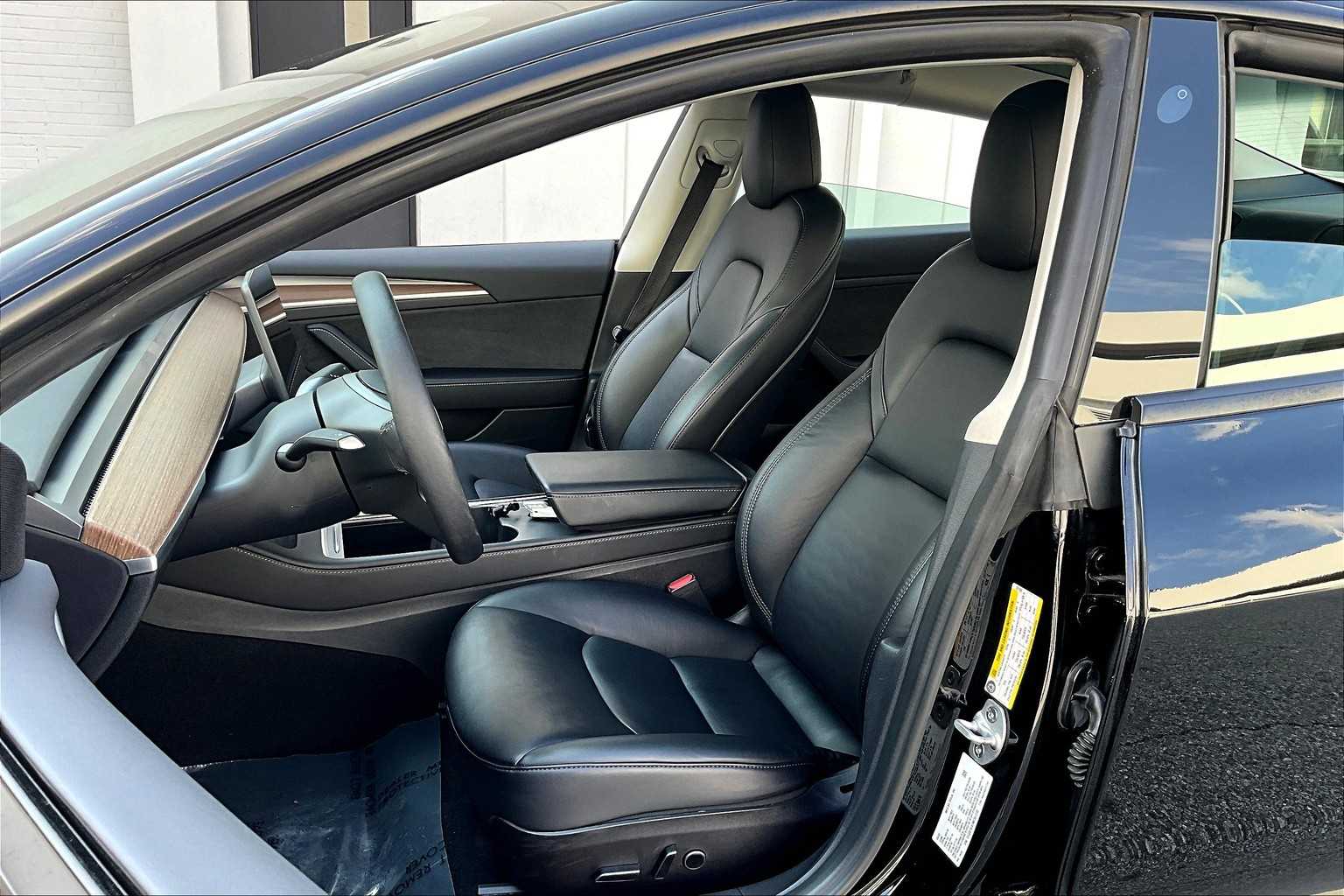 2022 Tesla Model 3 photo 7