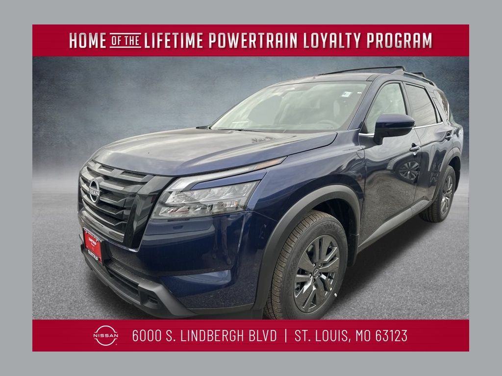 2025 Nissan Pathfinder SV's photo