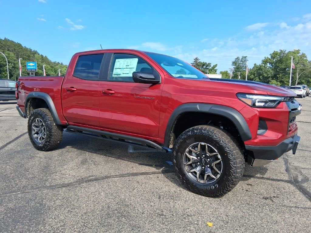 2025 Chevrolet Colorado ZR2's photo