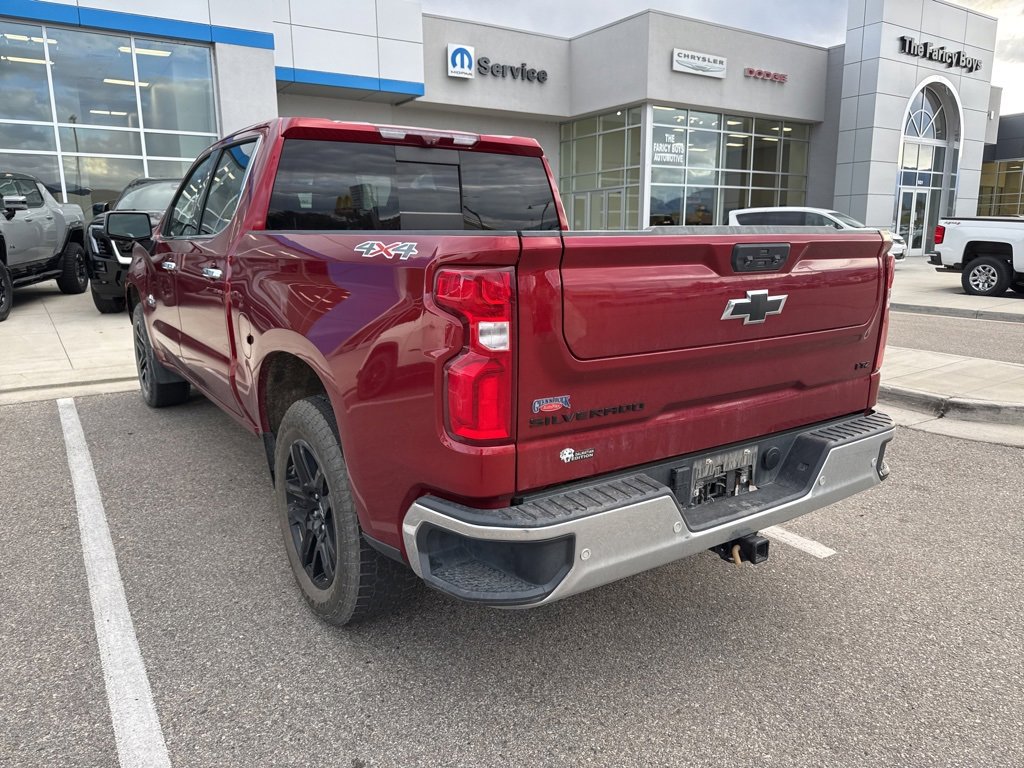 2022 Chevrolet Silverado 1500 LTZ photo 3