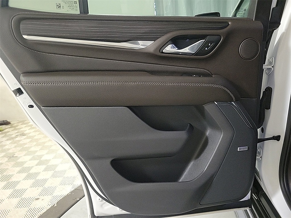 2023 GMC YUKON - Image 23