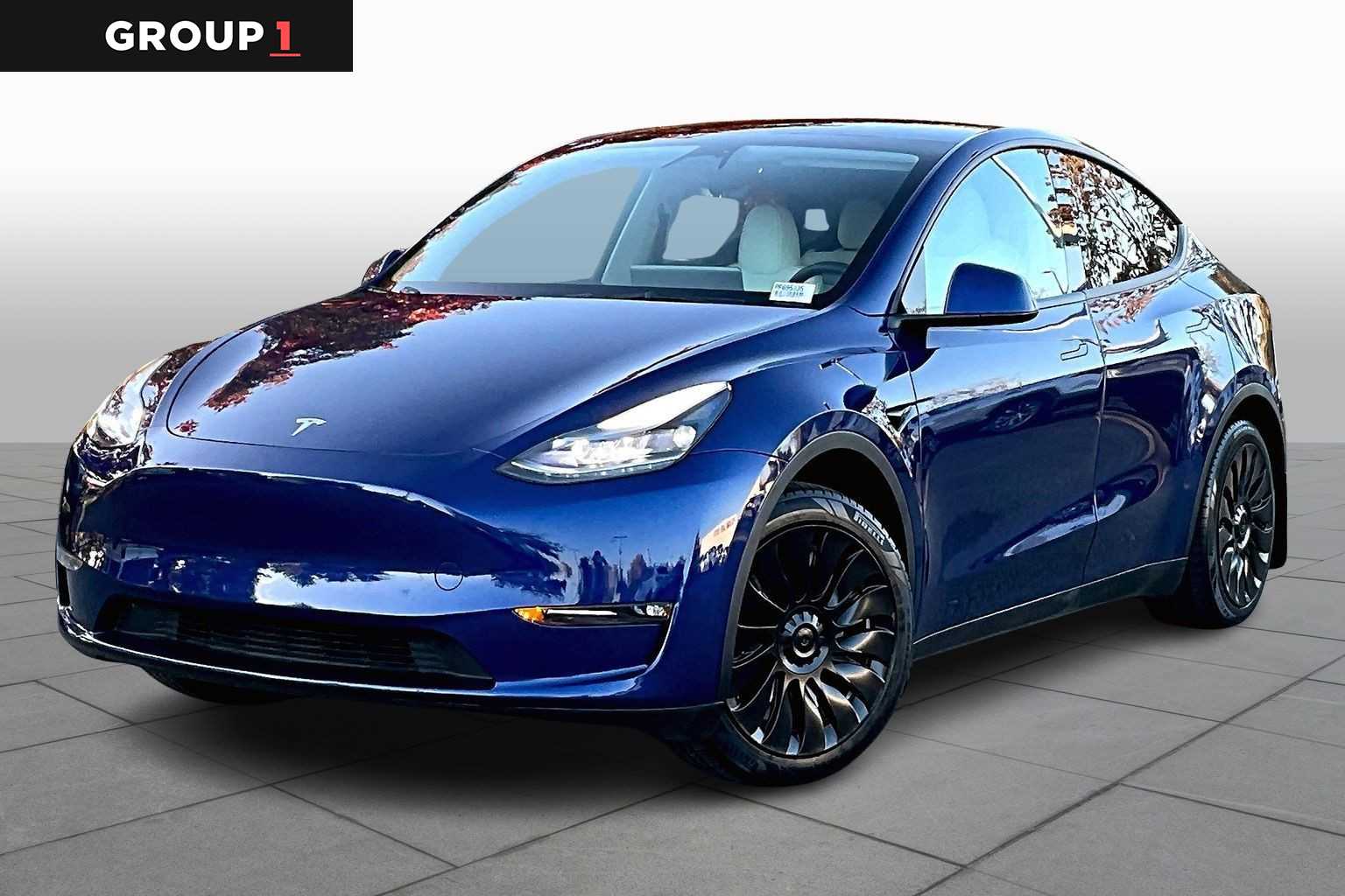 2023 Tesla Model Y Long Range's photo