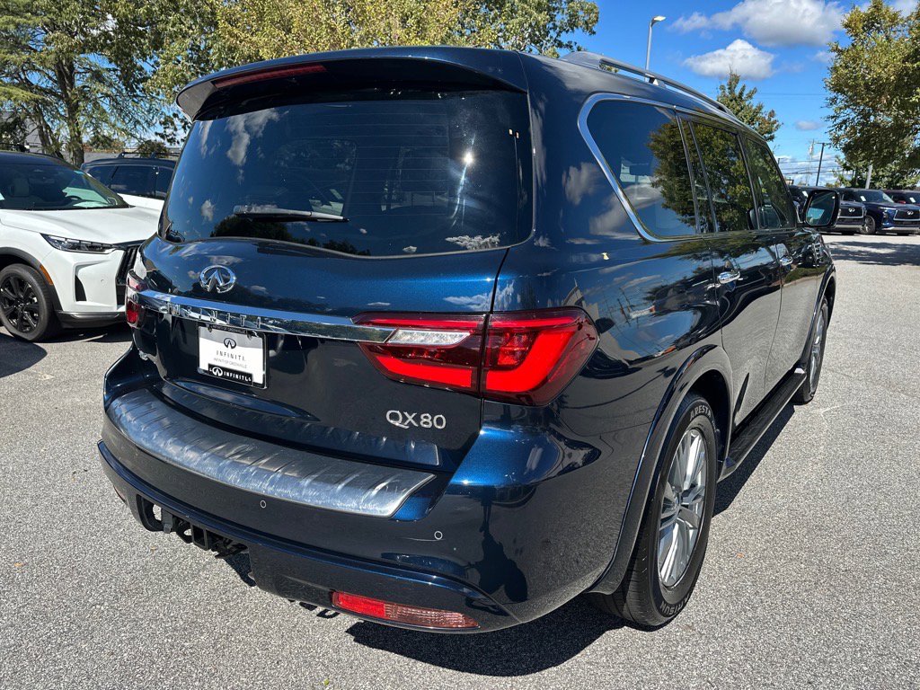 2024 Infiniti QX80 Luxe photo 3