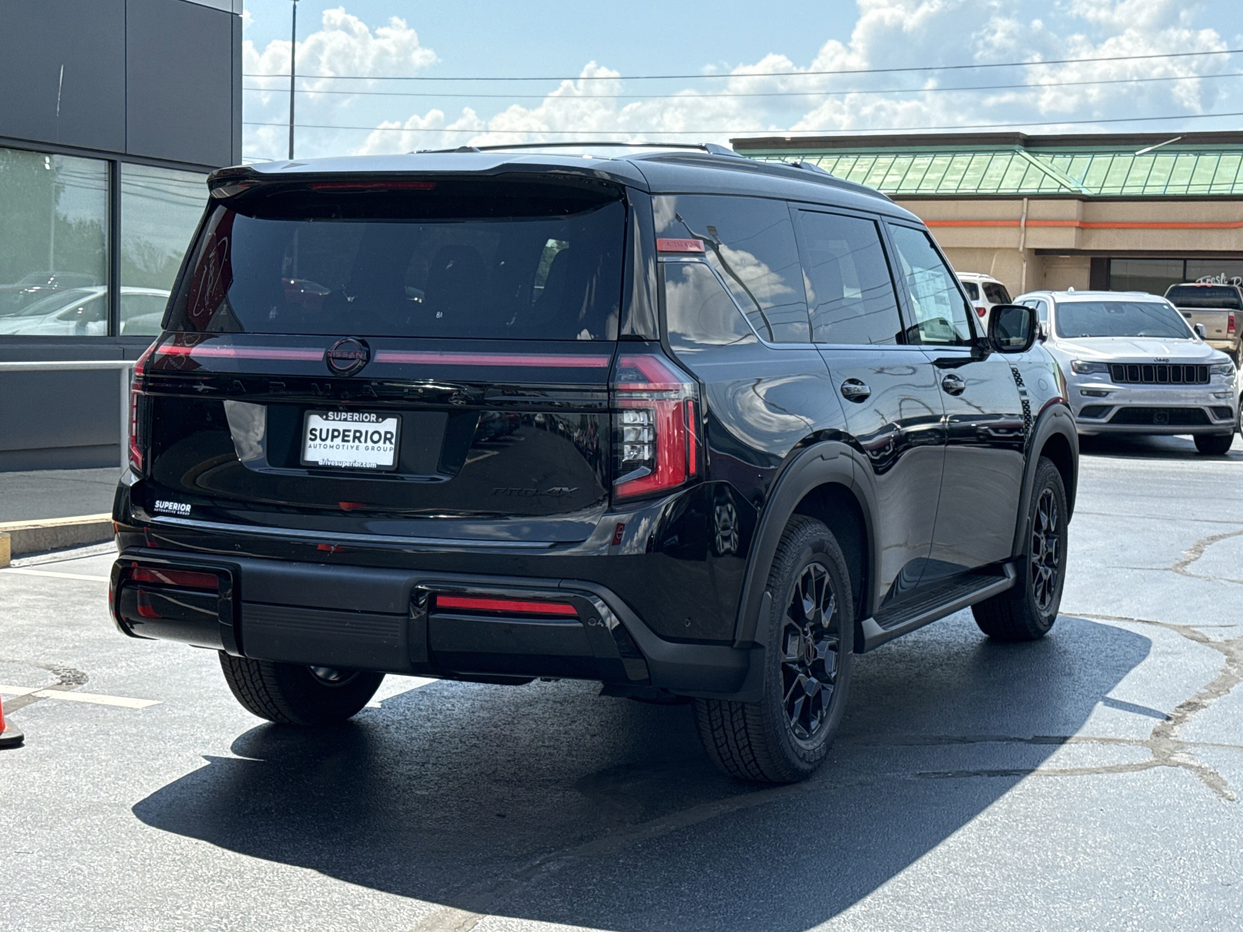 2025 Nissan Armada photo 2