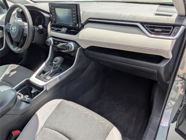2021 Toyota RAV4 XLE photo 26