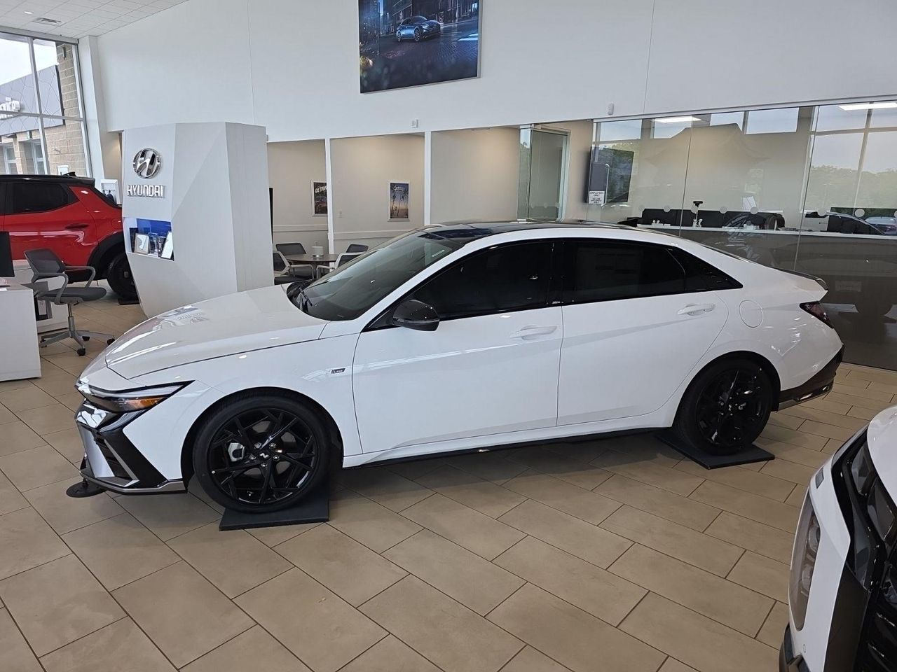 2025 Hyundai Elantra N Line photo 4