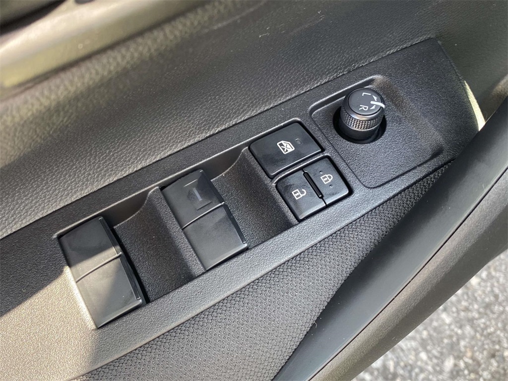 2026 Toyota Corolla LE photo 14