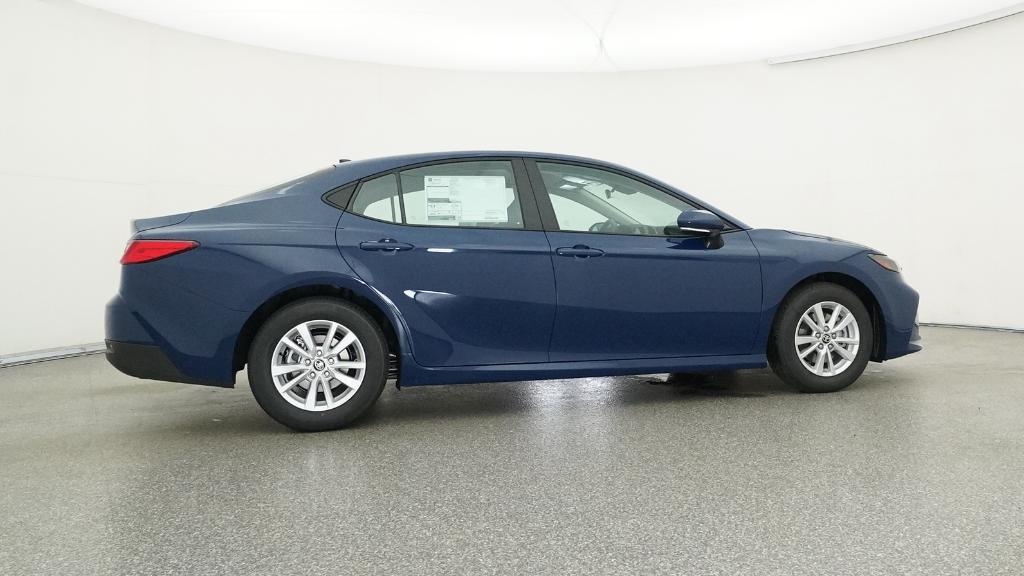 2026 Toyota Camry LE photo 21