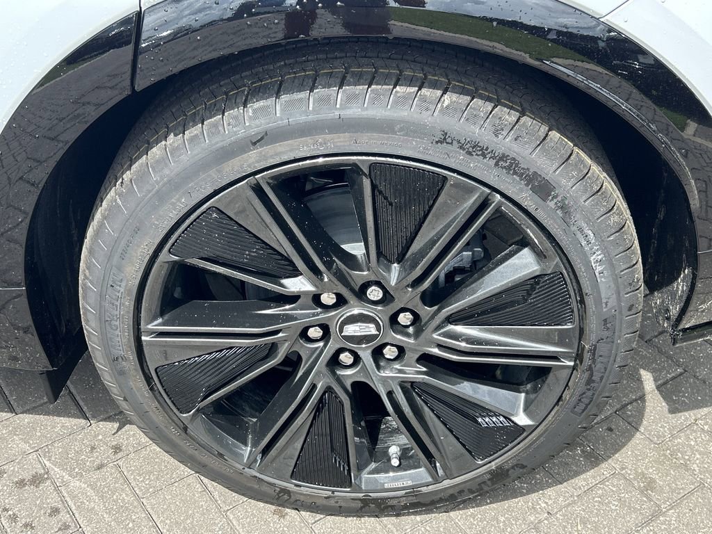 2026 Cadillac Lyriq Sport photo 27