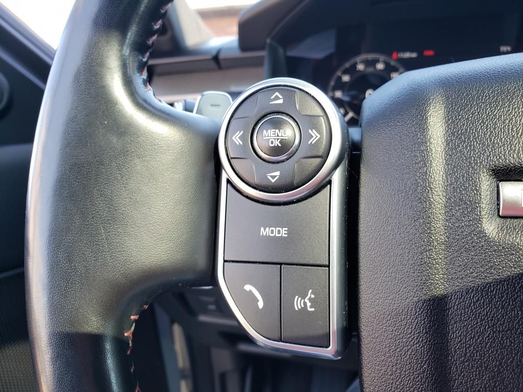 2018 Land Rover Discovery HSE photo 29