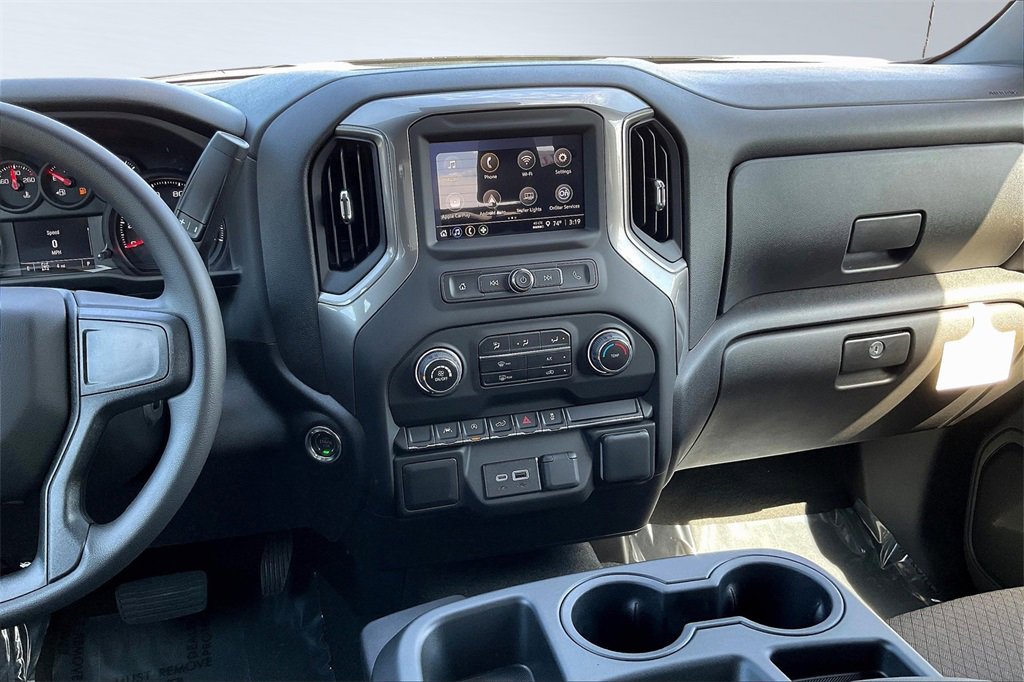 2026 Chevrolet Silverado 1500 Custom photo 6