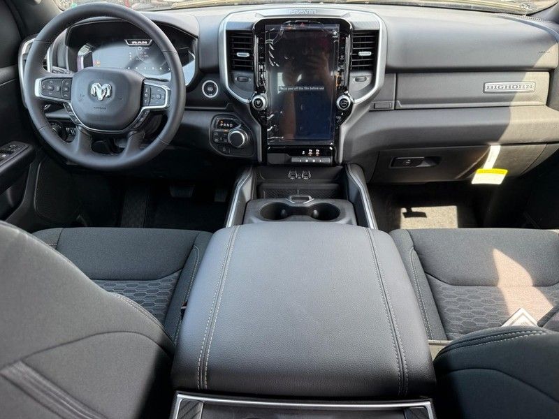 2025 Ram 1500 Big Horn Lone Star photo 6
