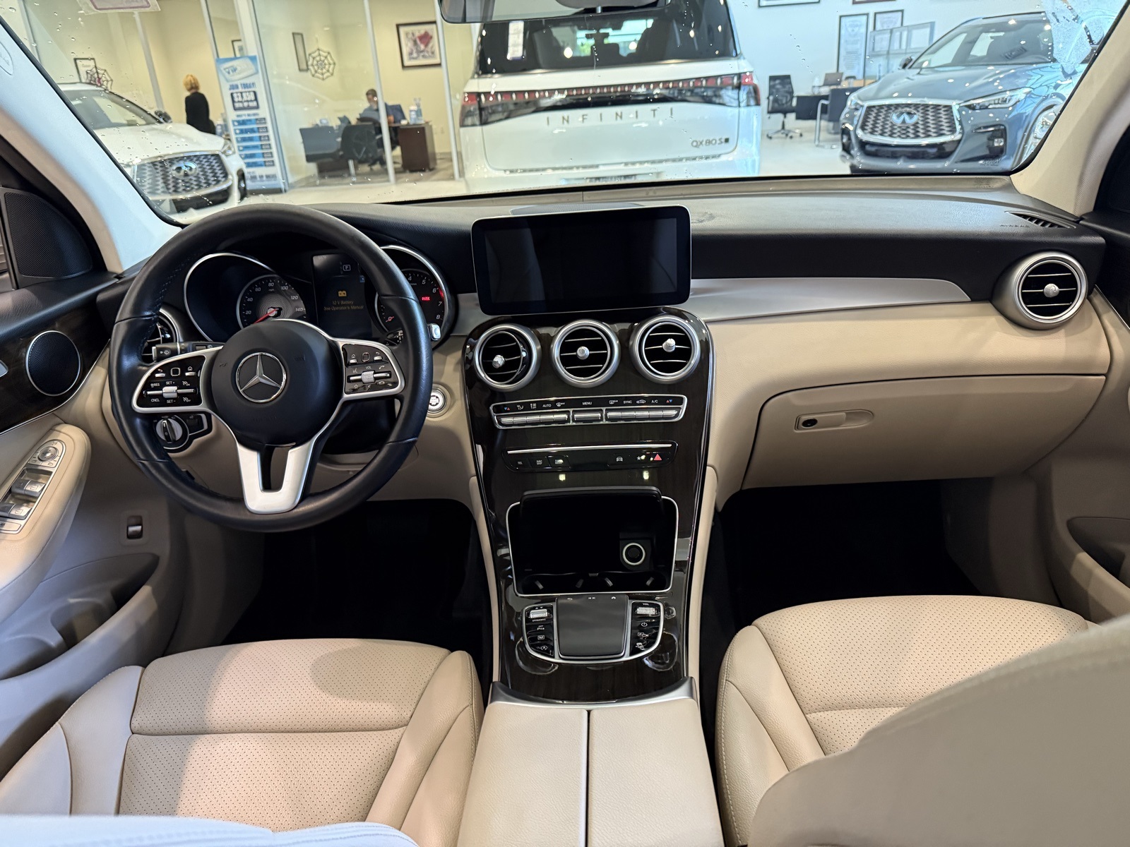 2021 Mercedes Benz GLC 300 4MATIC photo 3