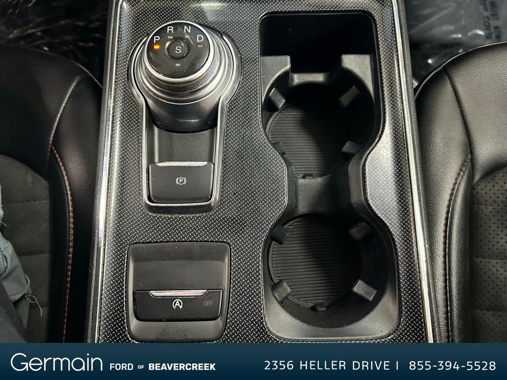 2021 Ford Edge ST photo 19