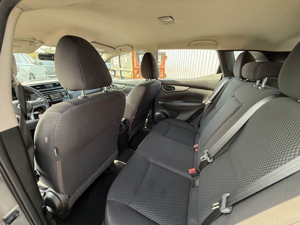 2018 Nissan Rogue Sport S photo 7