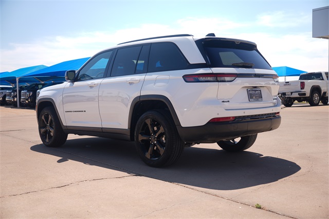 2024 Jeep Grand Cherokee Limited photo 6