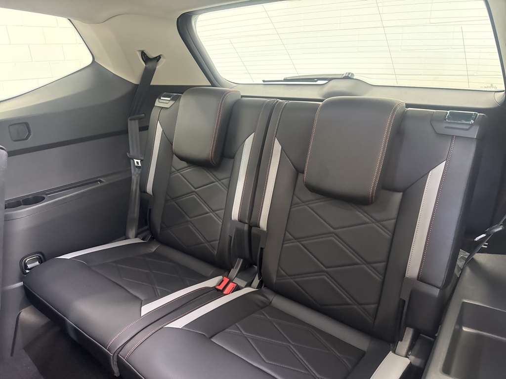 2026 Volkswagen Atlas Peak Edition SE photo 28