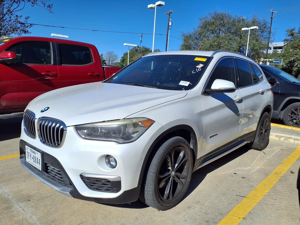 2017 BMW X1 28i's photo