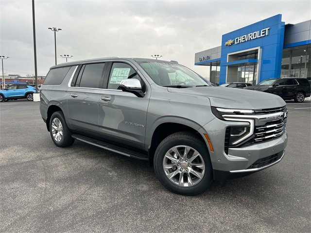 2026 Chevrolet Suburban Premier photo 2