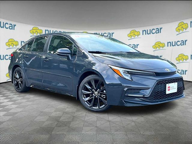 2024 Toyota Corolla SE's photo