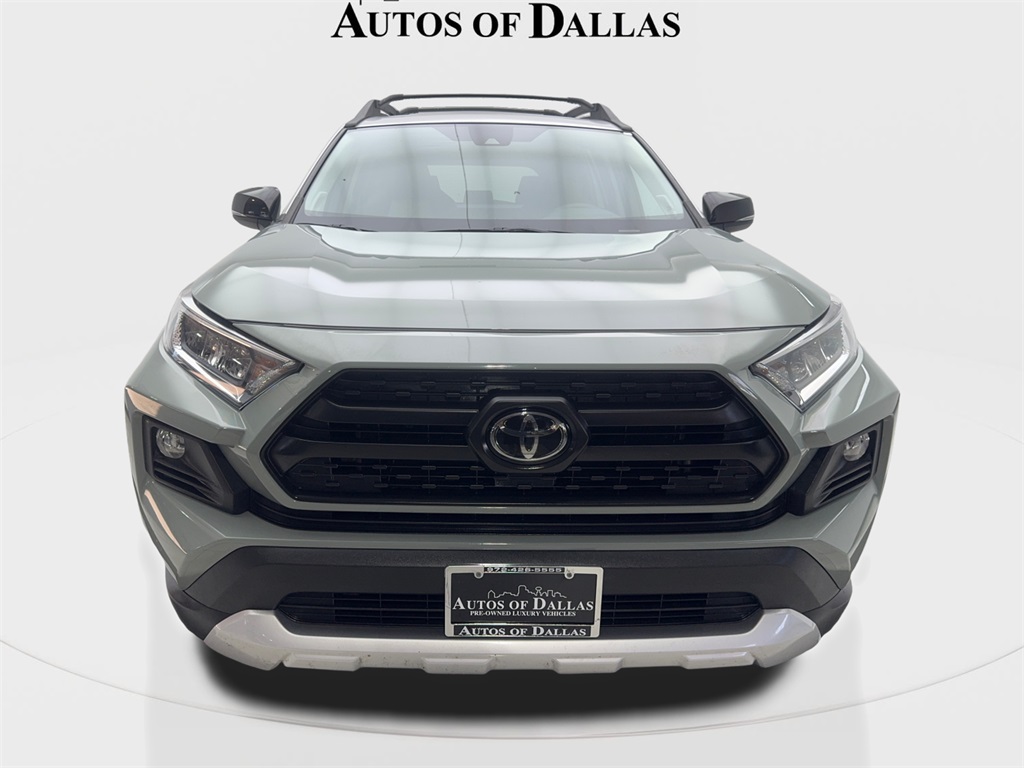 2019 Toyota RAV4 Adventure photo 2