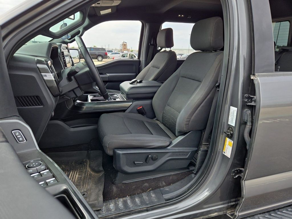 2022 Ford F-150 XLT photo 4