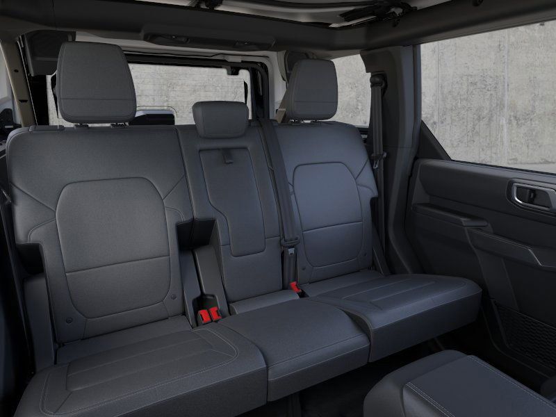 2025 Ford Bronco Outer Banks photo 11