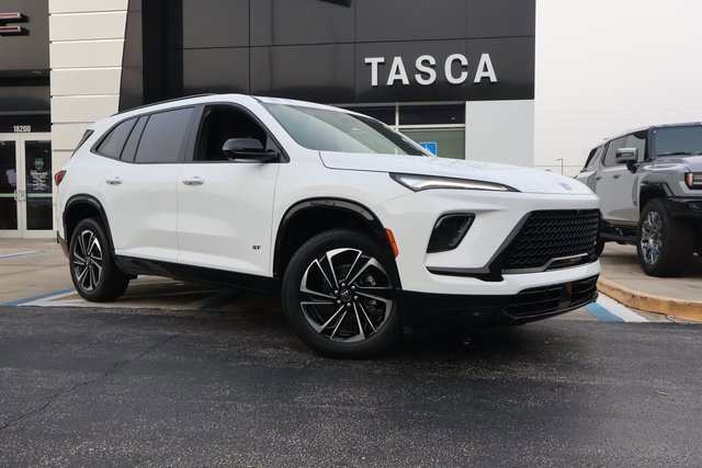 2025 Buick Enclave Sport Touring's photo