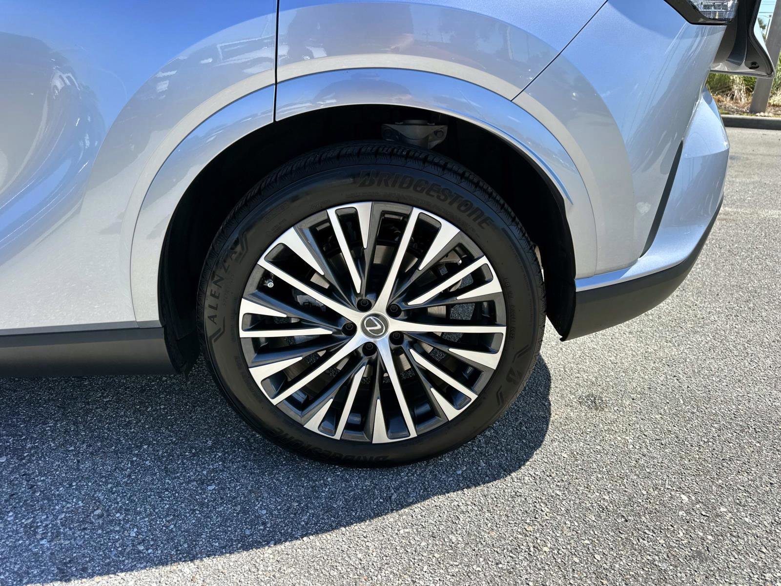 2023 Lexus RX 350 Premium photo 11